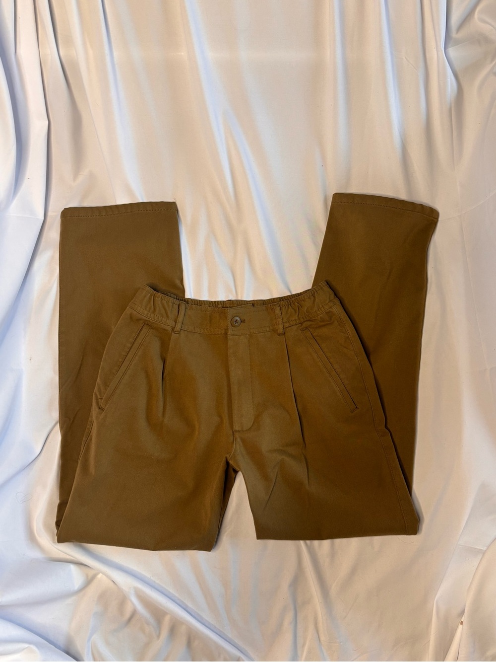 Zara Men's Straight-Leg Chinos in Olive Brown